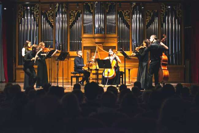 1f03c4f6 1cc3 b9cc 05c3 2cd4e16f249e