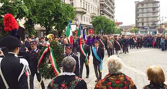 25 aprile 17 piazza corona pizzi costa