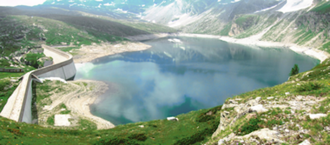 390px Lago dAvino vista dinsieme