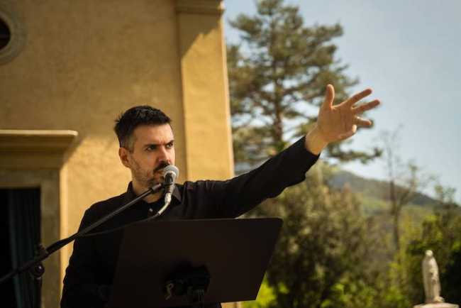 4fb807b6 0b59 c87c 1835 04e180f0ee3e