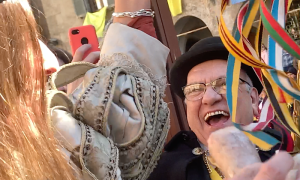 555C7690 4A1F 42EC 9B0F EA83F634DDEA