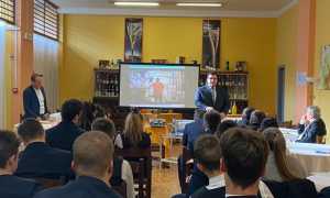 84321700 2952440894805980 3779202695106134016 n