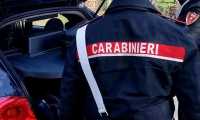 Carabinieri spalle