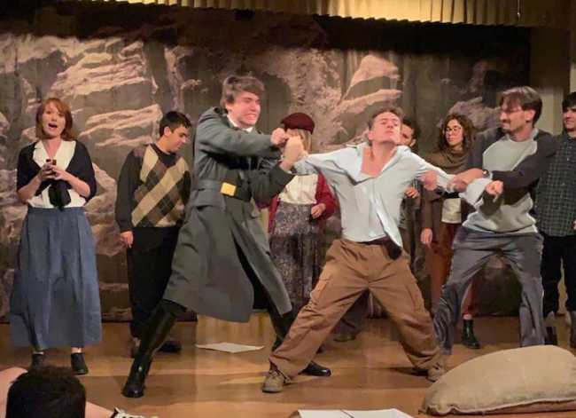 E poi scoppiera lincendio 1