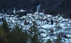 Macugnaga paese innevato