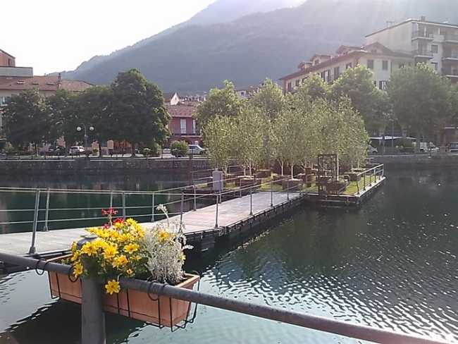 Omegna zattera maggio