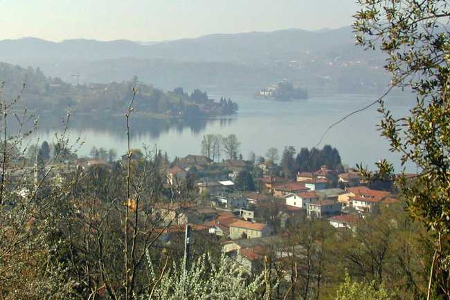 Pettenasco