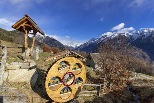 Presepi sullacqua Evento a Crodo Valle Antigorio Val dOssola Natale in Piemonte ph. Marco Cerini 197 1024x683
