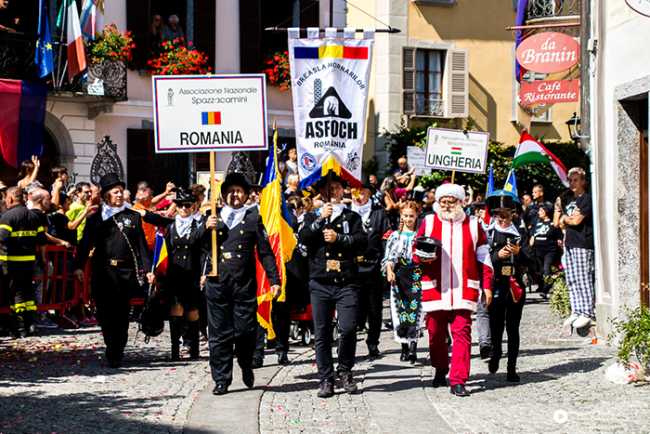 Raduno Internazionale dello Spazzacamino ph. Massimo Bertina 22
