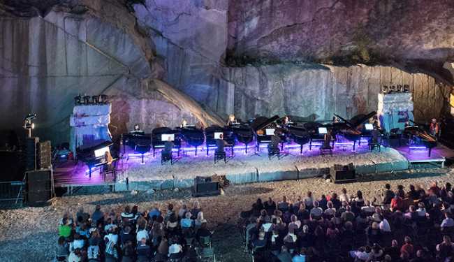 Tones On The Stones 2017 2635 LR