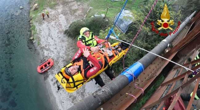VVF vigili fuoco lago00000