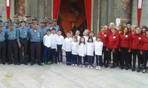 alpini cori insieme bandiera