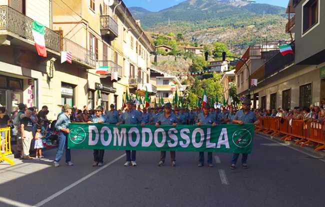 alpini domo striscione