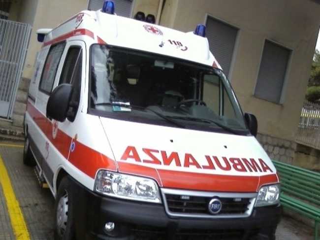 ambulanza ago 2015