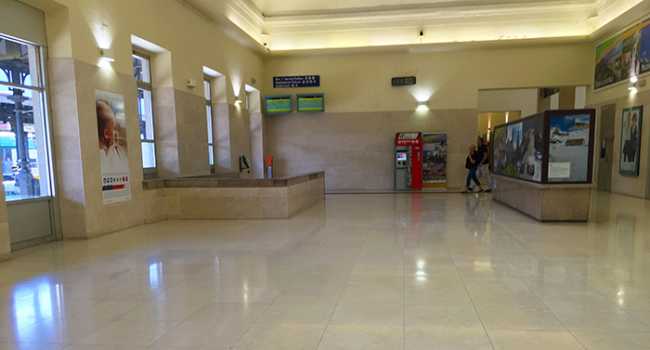 atrio stazione domodossola dentro