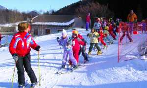 baitina druogno sci bambini