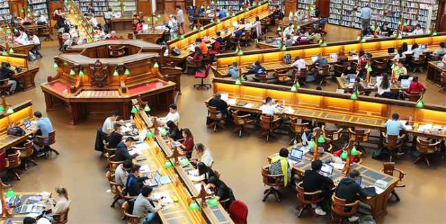 biblioteca studenti