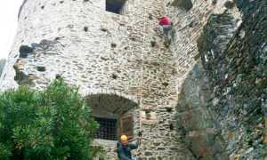 boulder scalata castello vogogna