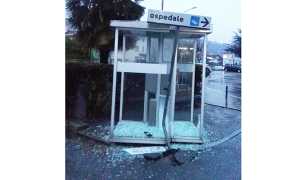 cabina telefono ospedale domo