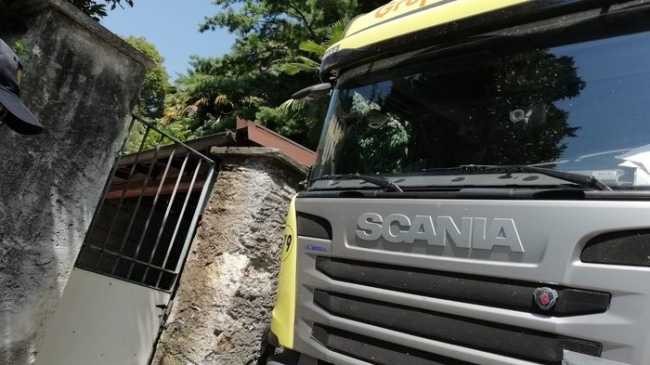 camion lauro 18 6