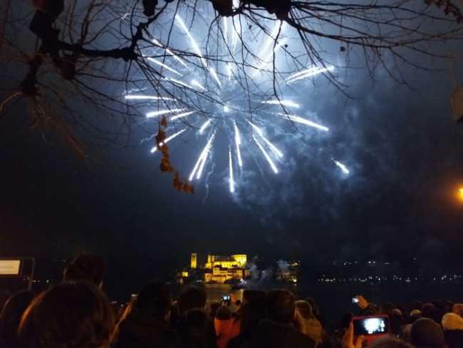 capodanno orta copertina