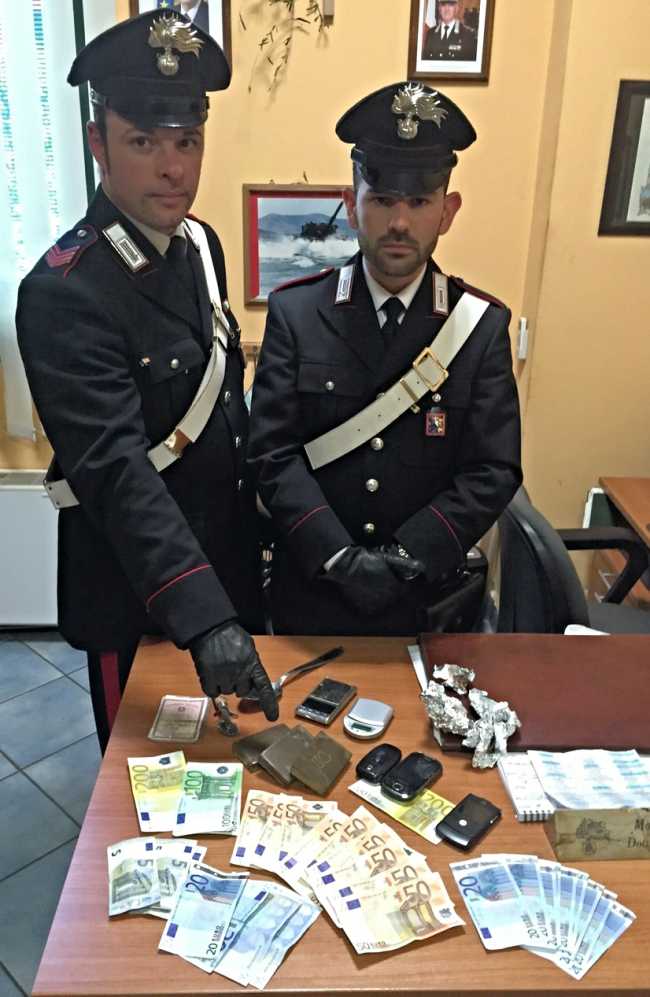 carabinieri arresto droga aprile 2015