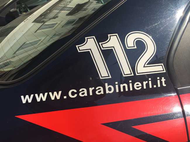 carabinieri auto 112