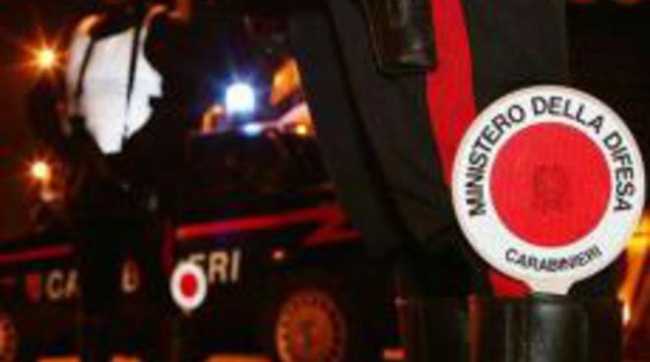 carabinieri auto notte