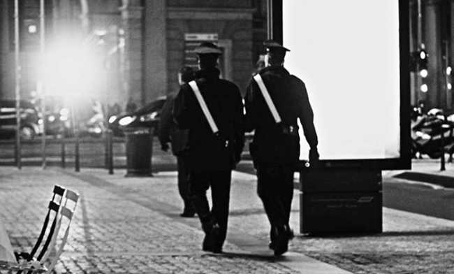 carabinieri bianco nero