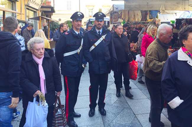 carabinieri controlli mercato