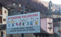 cartello bambini viganella