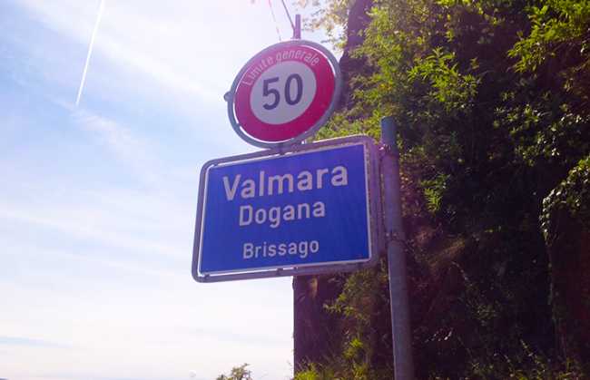 cartello dogana frontalieri piaggio vismara