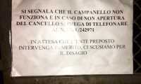 cartello scuole campanello