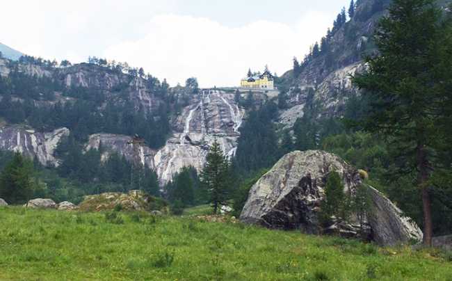 cascata toce