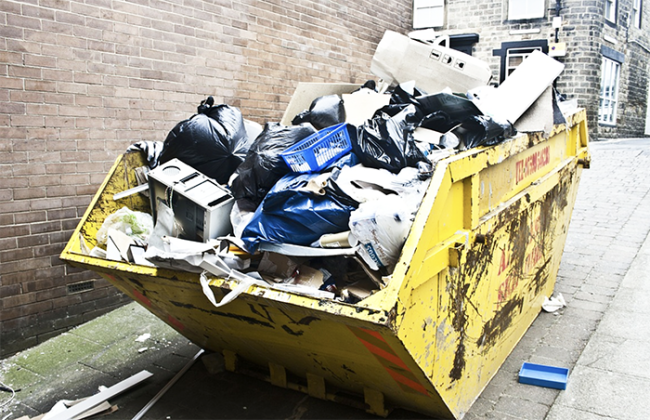 cassone discarica rifiuti