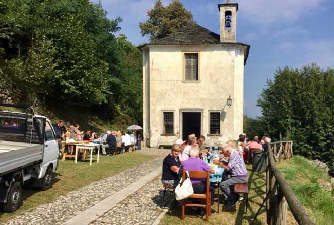 chiesa brolo pranzo