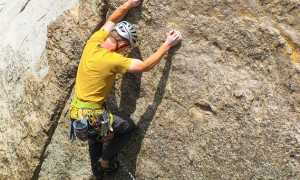 clymbing scalatore roccia