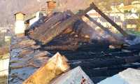 colloro premosello incendio tetto