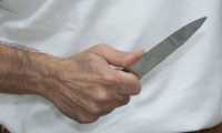 coltello mano