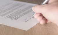 contract 1464917 640