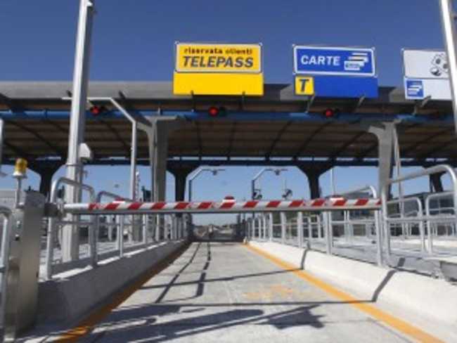 corsia telepass casello