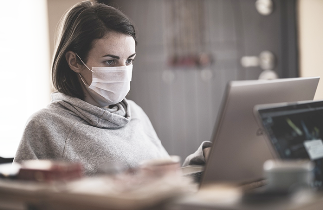 covid mascherina computer