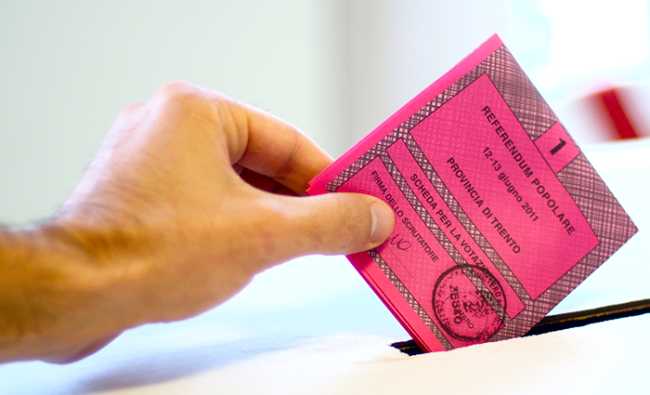 elezioni urna sheda