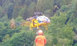 elicottero aib eliossola volontario schiena