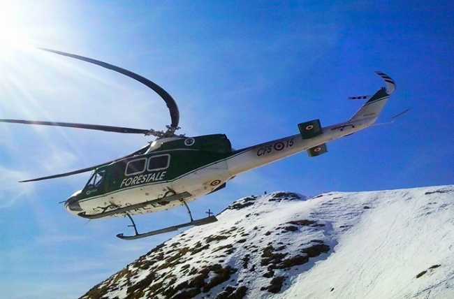 elicottero forestale decollo