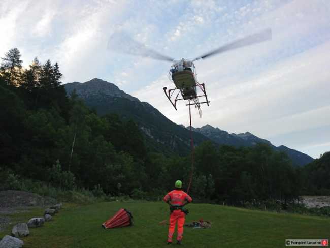 elicottero pompieri locarno