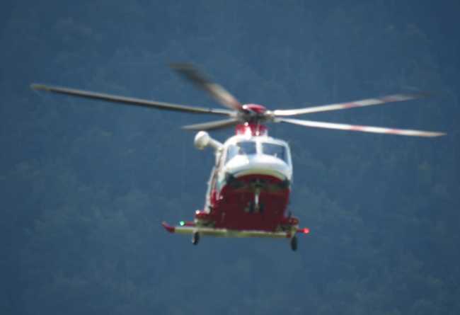 elicottero vvf frontale volo