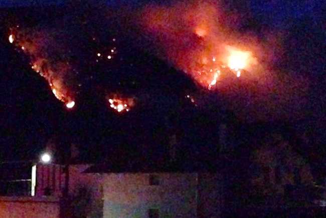 fiamme incendio vigezzo notte