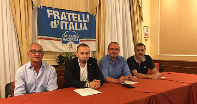 fratelli italia tortura