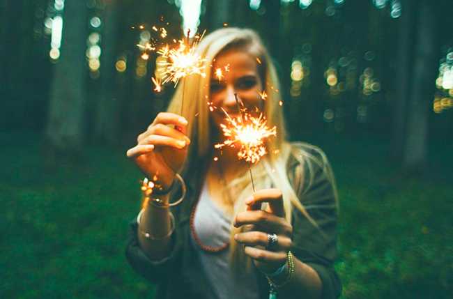 fuochi ragazza scintille
